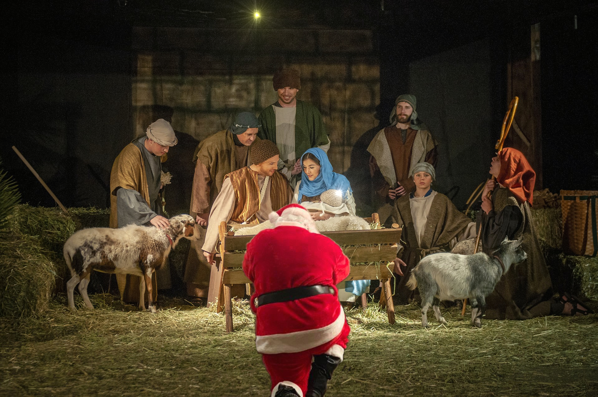 Santa Claus Meets The Baby Jesus