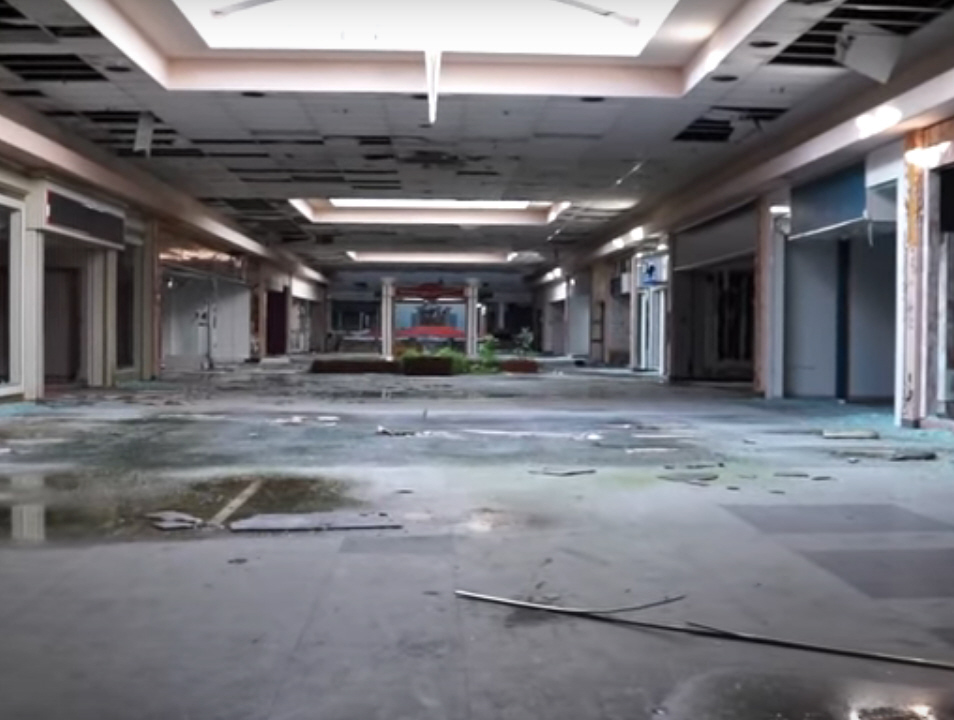 Abandoned Mall A Taste Of The Zombie Apocalypse Mystic